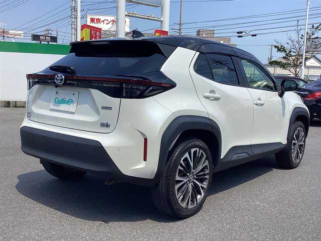 トヨタ ヤリスクロス ハイブリッド Z 岡山県 2021(令3)年 4.6万km ブラックマイカ/ホワイトパールクリスタルシャイン 2トーン 純正ナビ/フルセグTV/BT/全方位カメラ/ETC/ハーフレザーシート/パワーシート/Ｄ/Ｎシートヒーター/ハンドルヒーター/ドラレコ/純正18ＡＷ/LEDヘッドライト/オートライト/オートハイビーム/コーナーセンサー/衝突軽減ブレーキ/レーンキープアシスト/アダプティブクルーズコントロール/オートホールド/スマートキー/プッシュスタート