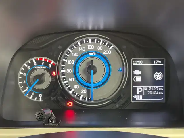 スズキ クロスビー HYBRID MZ 新潟県 2018(平30)年 7.1万km キャラバンアイボリーパールメタリック/ホワイト 2トーンルーフ ワンオーナー/４WD/ターボ/全方位モニター/スズキセーフティサポート/デュアルセンサーブレーキサポート/車線逸脱警報/ハイビームアシスト/リヤパーキングセンサー/誤発進抑制機能/後退時ブレーキアシスト/ヒルディセントコントロール/クルーズコントロール/パドルシフト/シートヒーター/純正ナビ/（CD/DVD/フルセグ/SD/USB/Bluetooth）/ETC/LEDヘッドライト/純正16インチアルミホイール