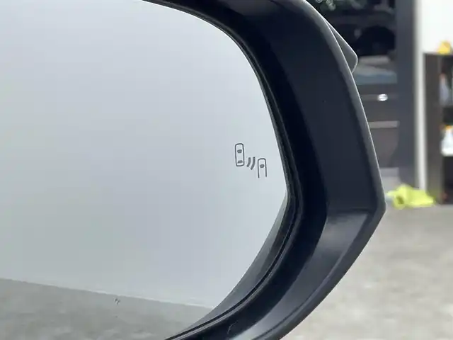 トヨタ ハリアー G 群馬県 2022(令4)年 3.1万km ブラック 純正９インチディスプレイオーディオ　ナビキット　バックカメラ　パワーバックドア　ＢＳＭ　レーダークルーズコントロール　ＬＥＤライト　純正１８インチＡＷ　デジタルインナーミラー　ＥＴＣ２．０　禁煙車