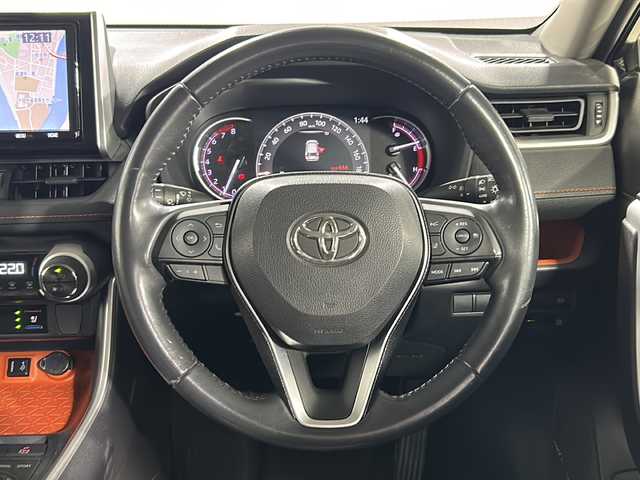 トヨタ ＲＡＶ４ アドベンチャー 広島県 2019(令1)年 3.2万km アティチュードブラックマイカ 純正9型ナビ/バックモニター/パワーシート/シートヒーター/ベンチレーション/ステアリングヒーター/セーフティセンス/・プリクラッシュセーフティ/・レーントレーシングアシスト/・オートマチックハイビーム/・レーダークルーズコントロール/クリアランスソナー/ダウンヒルアシストコントロール/LEDヘッドランプ/純正19インチAW/ETC2.0/ドライブレコーダー