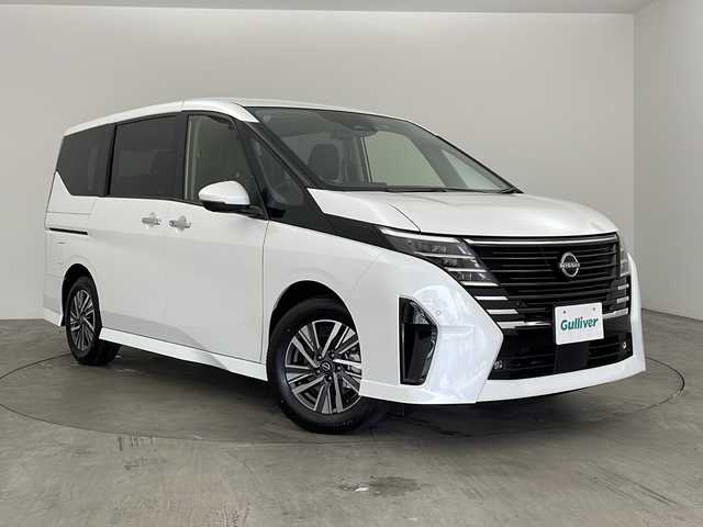 日産 セレナ e－パワー ハイウェイスター V 兵庫県 2025(令7)年 0.1千km プリズムホワイト ・登録済未使用車/・純正ナビ/USB/HDMI/TV/Bluetooth/Apps/・アラウンドビューモニター/・おくだけ充電/・純正リアフリップダウンモニター/・両側パワースライドドア/・タッチフリースライドドア/・プラズマクラスター/・デジタルインナーミラー/・プロパイロット/・インテリジェントクルーズ/・レーダークルーズコントロール/・車線維持支援/・車線逸脱防止支援/・後側方支援/・緊急支援/・先行車発進お知らせ/・標識検知支援/・駐車支援/・ドライバーモニター/・ビルトインＥＴＣ2.0/・スマートキー/・LEDヘッドランプ