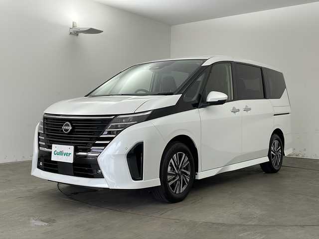 日産 セレナ e－パワー ハイウェイスター V 兵庫県 2025(令7)年 0.1千km プリズムホワイト ・登録済未使用車/・純正ナビ/USB/HDMI/TV/Bluetooth/Apps/・アラウンドビューモニター/・おくだけ充電/・純正リアフリップダウンモニター/・両側パワースライドドア/・タッチフリースライドドア/・プラズマクラスター/・デジタルインナーミラー/・プロパイロット/・インテリジェントクルーズ/・レーダークルーズコントロール/・車線維持支援/・車線逸脱防止支援/・後側方支援/・緊急支援/・先行車発進お知らせ/・標識検知支援/・駐車支援/・ドライバーモニター/・ビルトインＥＴＣ2.0/・スマートキー/・LEDヘッドランプ