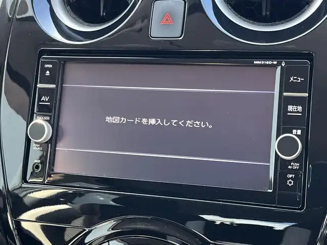 日産 ノート e－パワー X 奈良県 2018(平30)年 3.1万km ブリリアントホワイトパール 純正ナビ/（フルセグ／ＢＴ／ＣＤ／ＤＶＤ）/純正エアロ/全方位モニター/衝突軽減システム/レーンキープアシスト/前後コーナーセンサー/ＬＥＤヘッドライト/オートライト/前方ドライブレコーダー/ＥＴＣ/純正15インチAW/スペアキーX1