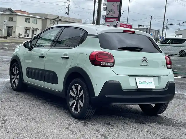 シトロエン シトロエン Ｃ３ インスパイアード by ジャパンコレクション 滋賀県 2020(令2)年 1.8万km 緑Ⅱ 純正ディスプレイオーディオ/　　　　（BT/AM/FM/Appel Carplay）/プッシュスタート/クルコン/バックカメラ/ドラレコ前後/レーンキープアシスト/ドラレコ前後/ETC/スペアキー1本