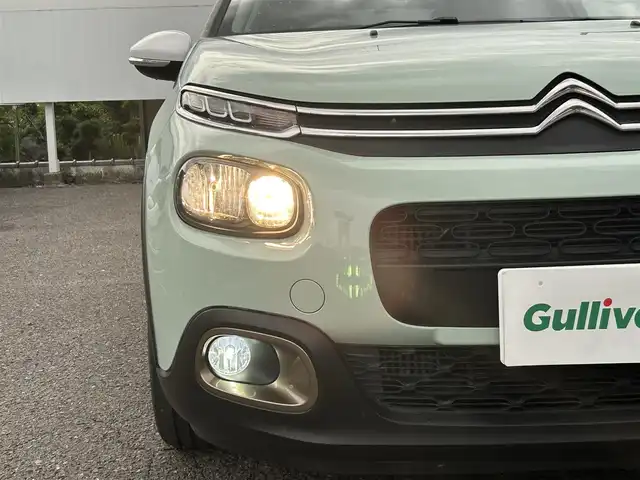 シトロエン シトロエン Ｃ３ インスパイアード by ジャパンコレクション 滋賀県 2020(令2)年 1.8万km 緑Ⅱ 純正ディスプレイオーディオ/　　　　（BT/AM/FM/Appel Carplay）/プッシュスタート/クルコン/バックカメラ/ドラレコ前後/レーンキープアシスト/ドラレコ前後/ETC/スペアキー1本