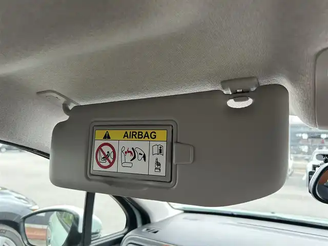 シトロエン シトロエン Ｃ３ インスパイアード by ジャパンコレクション 滋賀県 2020(令2)年 1.8万km アーモンドグリーン 純正ディスプレイオーディオ/　　　　（BT/AM/FM/Appel Carplay）/プッシュスタート/クルコン/バックカメラ/ドラレコ前後/レーンキープアシスト/ドラレコ前後/ETC/スペアキー1本