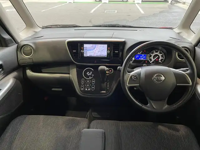 日産 デイズ ルークス ハイウェイスターターボ 福島県 2015(平27)年 6.7万km アゼリアピンク ワンオーナー/純正メモリーナビ/CD/DVD/SD/BT/USB/フルセグTV/エマージェンシーブレーキ/アラウンドビューモニター/両側パワースライドドア/オートライト/キセノンライト/フォグライト/プッシュスタート/ドアバイザー/フロアマット