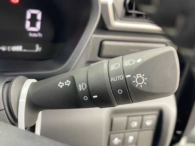 ダイハツ ロッキー プレミアム G 秋田県 2024(令6)年 1.3万km ブラックマイカメタリック 4WD/社外ナビ（Bluetooth/フルセグTV）/ハーフレザーシート/前席シートヒーター/全方位カメラ/バックカメラ/LEDヘッドライト/ワイパーデアイサー/クリアランスソナー/前後ドライブレコーダー/フォグランプ/オートクルーズコントロール/スマートキー/ブレーキホールド/オートライト/エアロ（F/S/R）