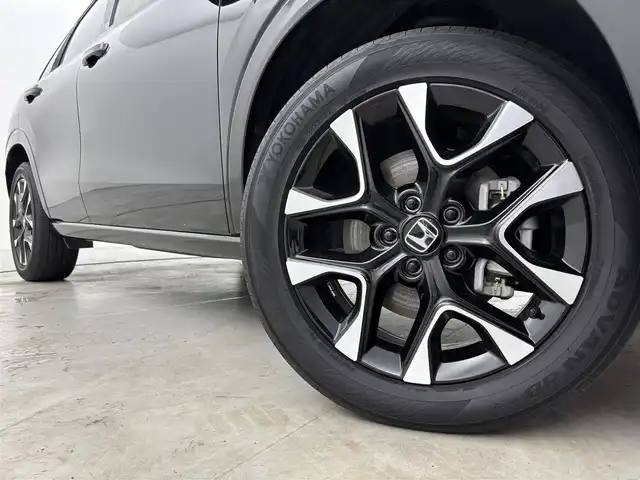 ホンダ ＺＲ－Ｖ ハイブリッド e:HEV Z 福岡県 2023(令5)年 4万km クリスタルブラックパール 純正９型ナビ　/全方位カメラ　/ワイヤレス充電　/ＢＯＳＥサウンド　/ビルトインＥＴＣ２．０　/アダプティブクルコン　/コーナーセンサー　/衝突軽減ブレーキ　/レーンキープ　/パドルシフト　/ステアリングヒーター/シートヒーター