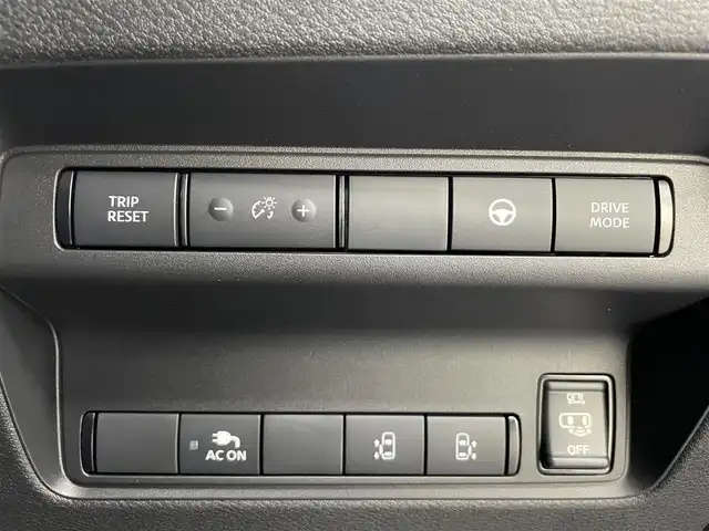 日産 セレナ e－パワー ハイウェイスター V 埼玉県 2024(令6)年 0.4万km ダイヤモンドブラック プロパイロット 純正１２．３インチナビ　アラウンドビューモニター　デジタルインナーミラー　ブラインドスポットモニター　シートヒーター 前後ドライブレコーダー スペアキー 100V電源 オートハイビーム