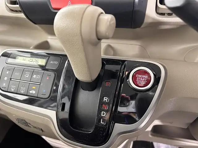 ホンダ Ｎ ＢＯＸ G 佐賀県 2013(平25)年 10万km クリスタルブラックパール 社外７インチナビ/CD/DVD/フルセグTV/FM/AM/スライドドア/フロアマット/プッシュスタート/スマートキー/スペアキー/ハロゲンヘッドライト/ダブルエアバッグ/ヘッドライトレベライザー/AAC/シガーソケット