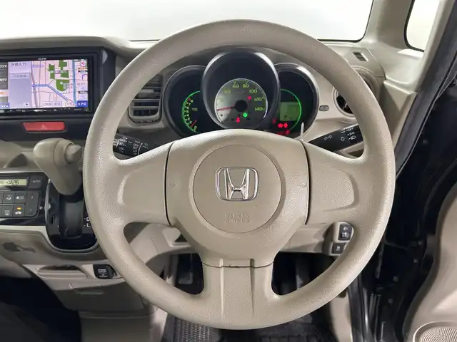 ホンダ Ｎ ＢＯＸ G 佐賀県 2013(平25)年 10万km クリスタルブラックパール 社外７インチナビ/CD/DVD/フルセグTV/FM/AM/スライドドア/フロアマット/プッシュスタート/スマートキー/スペアキー/ハロゲンヘッドライト/ダブルエアバッグ/ヘッドライトレベライザー/AAC/シガーソケット