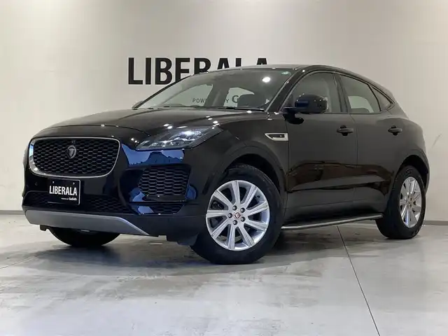 ジャガー Ｅペース 熊本県 2019(令1)年 4万km 黒 ブラックフルレザーシート/シートヒーター/パワーシート/アダプティブクルーズコントロール/純正メモリナビ/360°カメラ/コーナーセンサー/パーキングアシスト/AppleCarPlay/androidauto/Bluetooth/USB/自動トランクドア/ブラインドスポットモニター/電動格納ミラー