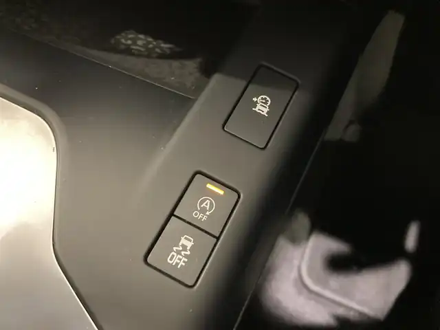 ジャガー Ｅペース 熊本県 2019(令1)年 4万km 黒 ブラックフルレザーシート/シートヒーター/パワーシート/アダプティブクルーズコントロール/純正メモリナビ/360°カメラ/コーナーセンサー/パーキングアシスト/AppleCarPlay/androidauto/Bluetooth/USB/自動トランクドア/ブラインドスポットモニター/電動格納ミラー