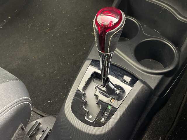 トヨタ アクア G G’s 群馬県 2016(平28)年 3.3万km ライムホワイトパールクリスタルシャイン 純正ナビ　バックカメラ　ビルトインＥＴＣ　ドラレコ　衝突被害軽減ブレーキ　レーンアシスト　クルーズコントロール　ＬＥＤヘッドライト　オートハイビーム　ハーフレザーシート　スマートキー　禁煙車