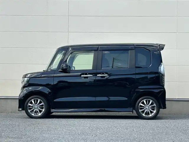 ホンダ Ｎ ＢＯＸ カスタム L 茨城県 2022(令4)年 5.5万km クリスタルブラックパール 純正メモリナビ/純正ドライブレコーダー(前方)/純正AW/フルセグ/バックカメラ/レーダークルーズコントロール/シートヒーター/両側パワースライド/ホンダセンシング/後ろコーナーセンサー/Wエアバック/オートライト/LEDヘッドライト