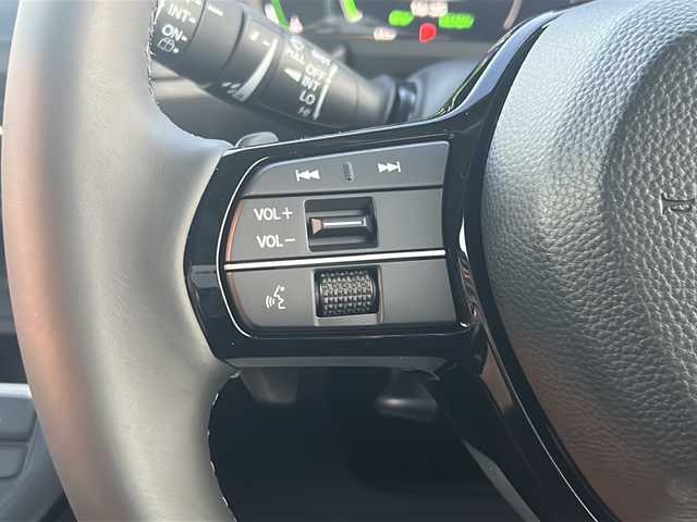 ホンダ ステップワゴン eHEV エアー EX 三重県 2025(令7)年 0.1千km プラチナホワイトパール 登録済未使用車/純正11.4型ナビ、フルセグTV/純正CD、DVD再生、Bluetooth/両側パワースライドドア/追従型クルーズコントロール/ブラインドスポットモニター/レーンキープ/パワーバックドア/シートヒーター/コーナーセンサー/スマートキー/プッシュスタート/パドルシフト/LEDオートライト/フォグランプ/オートホールド/USB、タイプC給電