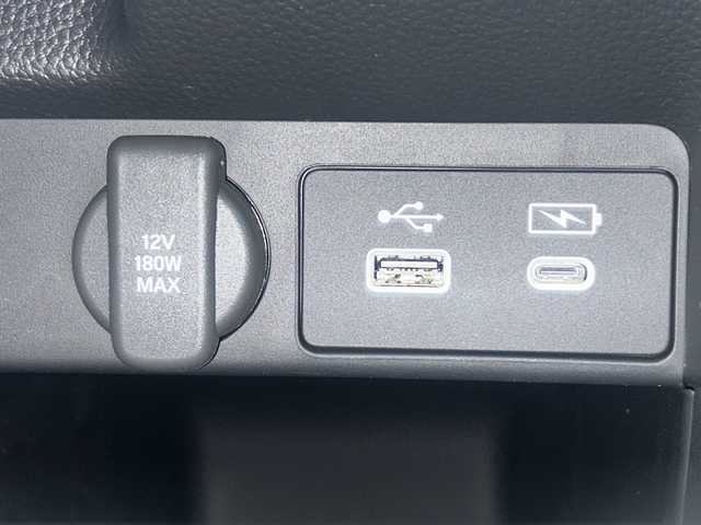 ホンダ ステップワゴン eHEV エアー EX 三重県 2025(令7)年 0.1千km プラチナホワイトパール 登録済未使用車/純正11.4型ナビ、フルセグTV/純正CD、DVD再生、Bluetooth/両側パワースライドドア/追従型クルーズコントロール/ブラインドスポットモニター/レーンキープ/パワーバックドア/シートヒーター/コーナーセンサー/スマートキー/プッシュスタート/パドルシフト/LEDオートライト/フォグランプ/オートホールド/USB、タイプC給電