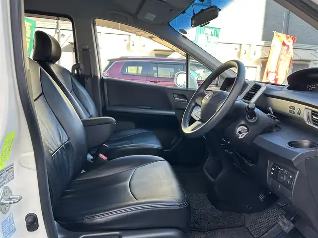 ホンダ フリード FLEX 愛知県 2011(平23)年 12.2万km プレミアムホワイトパール ワンオーナー/左リアパワースライドア/純正HDDナビ〈VXH-112VS〉/・DVD／ワンセグTV/バックカメラ/アンテナ分離型ETC/前方ドライブレコーダー〈FT-DR100S〉/社外レザー調シートカバー/社外15インチAW