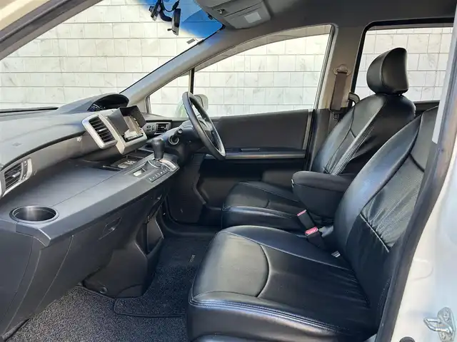 ホンダ フリード FLEX 愛知県 2011(平23)年 12.2万km プレミアムホワイトパール ワンオーナー/左リアパワースライドア/純正HDDナビ〈VXH-112VS〉/・DVD／ワンセグTV/バックカメラ/アンテナ分離型ETC/前方ドライブレコーダー〈FT-DR100S〉/社外レザー調シートカバー/社外15インチAW