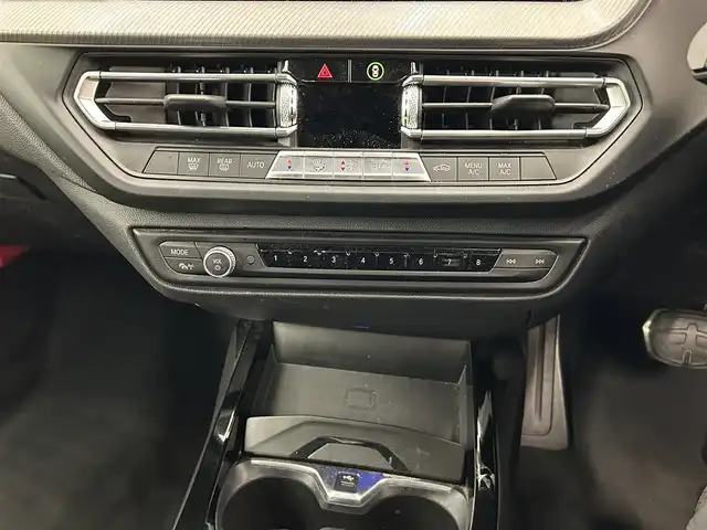 ＢＭＷ ２１８ｉ グランクーペ Mスポーツ 岡山県 2020(令2)年 4.5万km サファイアブラックP BMW　iDrive7/リアカメラ/パーキングアシスト/後退アシスト/Bluetooth/アップルカープレイ/USB/ミラー一体型ETC/パワーシート/ワイヤレスチャージ/アイドリングストップ/ブレーキオートホールド/ドライブモード/ACC/BMW純正ドラレコ　アドバンスドカーアイ（２ｃｈ）/SOSコールシステム/LEDヘッドライト