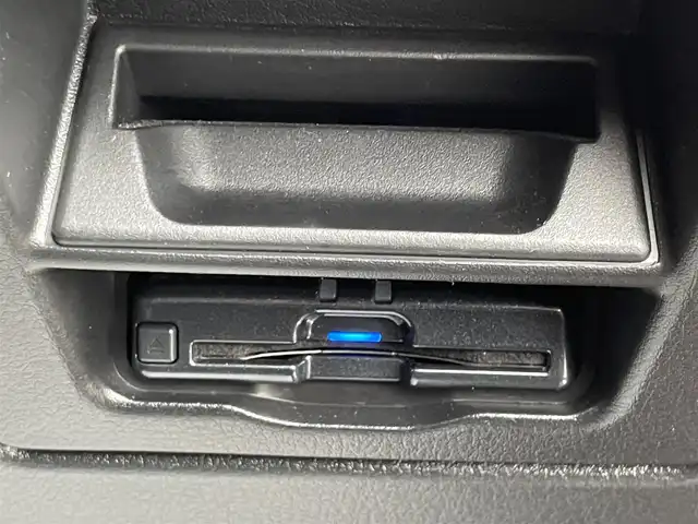 マツダ ＣＸ－３０ XD プロアクティブツーリングセレクション 香川県 2020(令2)年 3.2万km ソウルレッドクリスタルM 360°セーフティパッケージ/・360°ビューカメラ/・ドライバーモニタリング/純正SDナビ/(Bluetooth/DVD/AM/FM)/BOSEサウンド/ブラインドスポットモニター/ドライビングポジションメモリー機能 (パワーシート)/前席シートヒーター/パーキングセンサー/LEDヘッドライト/オートハイビーム/オートライト/純正18インチアルミホイール/革巻きステアリング/ステアリングリモコン/ステアリングヒーター/ETC/ドライブレコーダー