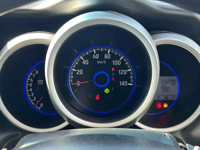 ホンダ Ｎ ＢＯＸ カスタム SSパッケージ 和歌山県 2017(平29)年 1.1万km シャイニンググレーM 純正ナビ/(AM/FM/CD/DVD/Bluetooth/TV)/バックカメラ/横滑り防止機能/シートヒーター/オートライト/両側パワースライドドア/ビルトインETC/ECON/ステアリングスイッチ/パワーウインドウ/プッシュスタート/スマートキー/電動格納ミラー/純正AW