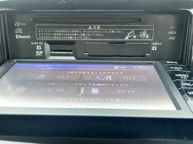 トヨタ ピクシスエポック G SA 千葉県 2014(平26)年 0.5万km コットンアイボリー スマートアシスト/純正SDナビ/ワンセグTV/【CD再生機能　Bluetooth接続】/ドライブレコーダー/革巻きステアリング/ウインカーミラー/純正14インチアルミホイル/スマートキー