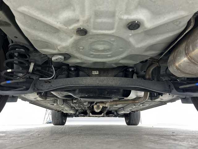 トヨタ ヤリスクロス Z 三重県 2020(令2)年 2.6万km ホワイトパールクリスタルシャイン /禁煙車//純正ディスプレイオーディオ/・フルセグ・Bluetooth・AppleCarPlay・AndroidAuto//バックカメラ//トヨタセーフティセンス//プリクラッシュセーフティ//オートマチックハイビーム//レーントレーシングアシスト//レーダークルーズコントロール//前席シートヒーター//運転席パワーシート//ビルトインETC//クリアランスソナー//前方ドライブレコーダー//純正18インチAW