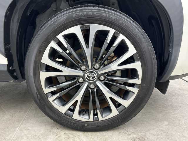 トヨタ ヤリスクロス Z 三重県 2020(令2)年 2.6万km ホワイトパールクリスタルシャイン /禁煙車//純正ディスプレイオーディオ/・フルセグ・Bluetooth・AppleCarPlay・AndroidAuto//バックカメラ//トヨタセーフティセンス//プリクラッシュセーフティ//オートマチックハイビーム//レーントレーシングアシスト//レーダークルーズコントロール//前席シートヒーター//運転席パワーシート//ビルトインETC//クリアランスソナー//前方ドライブレコーダー//純正18インチAW