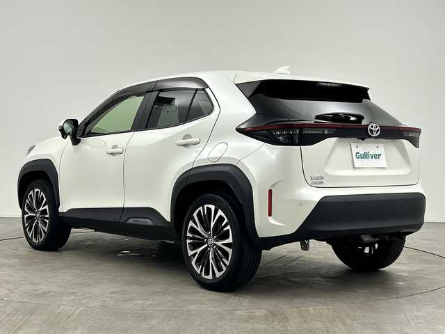 トヨタ ヤリスクロス Z 三重県 2020(令2)年 2.6万km ホワイトパールクリスタルシャイン /禁煙車//純正ディスプレイオーディオ/・フルセグ・Bluetooth・AppleCarPlay・AndroidAuto//バックカメラ//トヨタセーフティセンス//プリクラッシュセーフティ//オートマチックハイビーム//レーントレーシングアシスト//レーダークルーズコントロール//前席シートヒーター//運転席パワーシート//ビルトインETC//クリアランスソナー//前方ドライブレコーダー//純正18インチAW