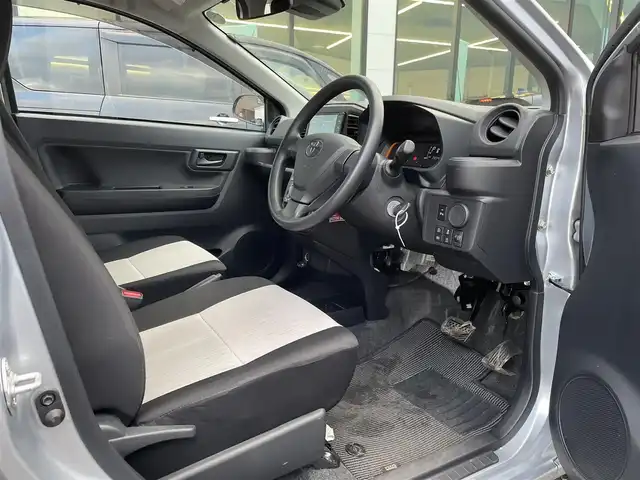 トヨタ ピクシスエポック L SAⅢ 島根県 2017(平29)年 2.9万km ブライトシルバーM 登録時走行距離28548km/社外ナビ(Bluetooth/AM/FM/CD/DVD)/フルセグテレビ/アイドリングストップ/衝突被害軽減ブレーキ/レーンキープアシスト/横滑り防止装置/前後コーナーセンサー/社外13インチAW/スペアキー/ドアバイザー/4WD/禁煙車