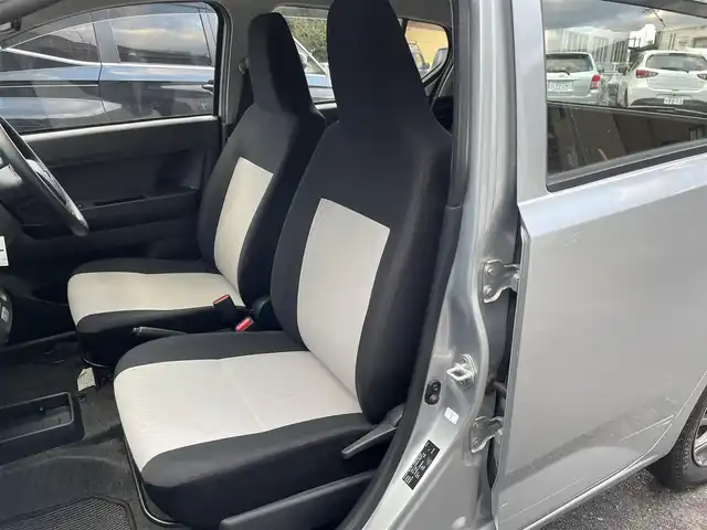 トヨタ ピクシスエポック L SAⅢ 島根県 2017(平29)年 2.9万km ブライトシルバーM 登録時走行距離28548km/社外ナビ(Bluetooth/AM/FM/CD/DVD)/フルセグテレビ/アイドリングストップ/衝突被害軽減ブレーキ/レーンキープアシスト/横滑り防止装置/前後コーナーセンサー/社外13インチAW/スペアキー/ドアバイザー/4WD/禁煙車