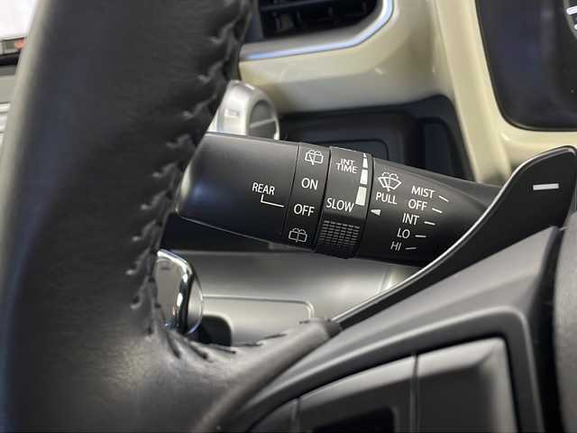 スズキ クロスビー HYBRID MZ 栃木県 2018(平30)年 1.5万km ラッシュイエローメタリック/ブラック2トーンルーフ 純正メモリーナビ(Panasonic CN-RZ846)/・Bluetooth/フルセグTV/CD/DVD/SD/USB/FM/AM/全周囲カメラ/スズキセーフティサポート/・デュアルセンサーブレーキサポート/・誤発進抑制/・車線逸脱抑制/・レーダークルーズコントロール/・標識認識/・先行車発進お知らせ　/シートヒーター(D/N席)/ドライブレコーダー/ビルトインETC/LEDヘッドライト/LEDフォグランプ/ドアバイザー/純正フロアマット/純正16インチアルミホイール/スマートキー×1本/サイド+カーテンエアバッグ