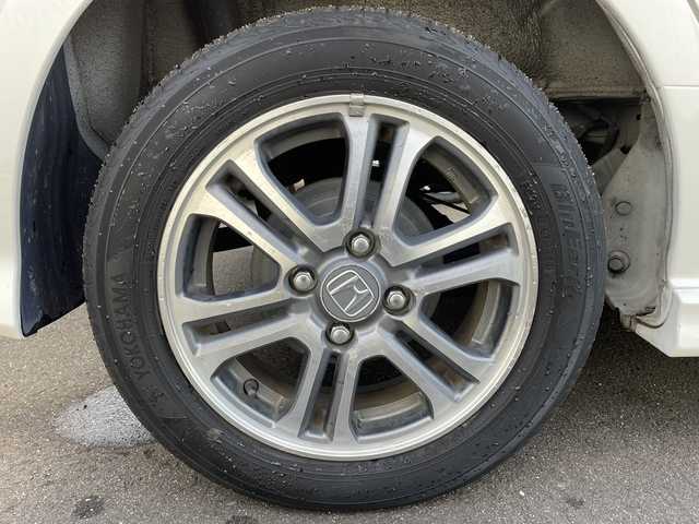 ホンダ Ｎ ＢＯＸ 宮城県 2015(平27)年 6.8万km プレミアムホワイトパールⅡ 【(株)IDOMが運営する【じしゃロン仙台店】の自社ローン対象車両になります。こちらは現金ご利用時の価格です。自社ローンご希望の方は別途その旨お申付け下さい。】/純正SDナビ/フルセグ/バックカメラ/Bluetooth/ETC/片側パワスラ/純正フロアマット/純正ホイール