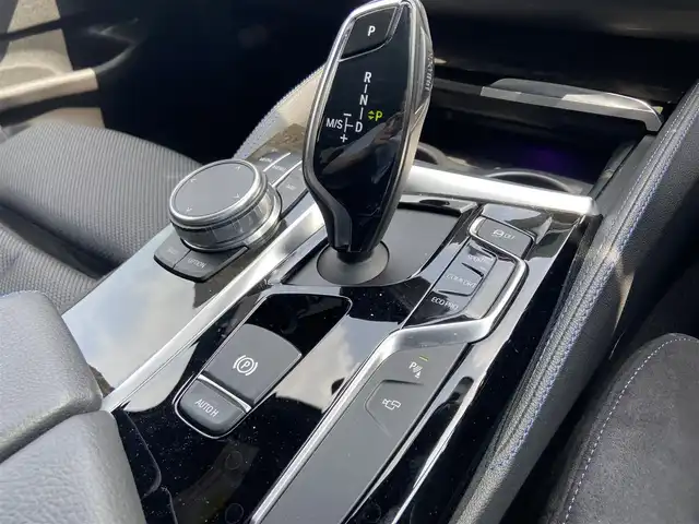 ＢＭＷ ５２３ｄ Mスポーツ 栃木県 2018(平30)年 4.7万km アルピンホワイトⅢ HUD/ACC/レーンキープ/ブラインドS/インテリジェントS/純正ナビ/フルセグ /パワーシート/電動リアゲート/ETC/LED/クリアランスソナー/純正19インチAW/社外ドラレコ