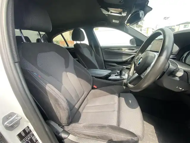 ＢＭＷ ５２３ｄ Mスポーツ 栃木県 2018(平30)年 4.7万km アルピンホワイトⅢ HUD/ACC/レーンキープ/ブラインドS/インテリジェントS/純正ナビ/フルセグ /パワーシート/電動リアゲート/ETC/LED/クリアランスソナー/純正19インチAW/社外ドラレコ