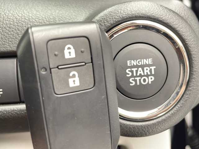 スズキ スイフト HYBRID MZ 愛知県 2024(令6)年 0.1万km未満 スーパーブラックパール 登録済未使用車/衝突軽減システム/純正ディスプレイオーディオ（ナビあり）/全方位カメラ/レーダークルーズコントロール/シートヒーター/バックカメラ/純正アルミホイール/コーナーセンサー/ブラインドスポットモニター/LEDヘッドライト/LEDヘッドライト/パドルシフト/オートマチックハイビーム/フルセグTV/CD/Bluetooth/ステアリングスイッチ/スマートキー/プッシュスタート