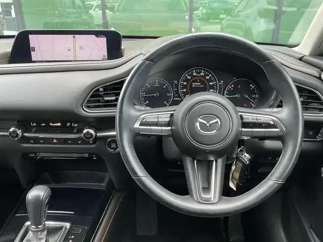 マツダ ＣＸ－３０ XD Lパッケージ 香川県 2019(令1)年 3.6万km ソウルレッドクリスタルM 登録時走行距離：35663km/メーカー純正ナビ/　CD DVD BT フルセグTV/バックカメラ/衝突被害軽減装置/レーンキープアシスト/レーダークルーズコントロール/ブラインドスポットモニター/ヘッドアップディスプレイ/パワーバックドア/LEDヘッドライト/オートライト/MTモード付AT/パドルシフト/革巻きステアリング/レザーシート/シートヒーター/パワーシート/シートメモリ/プッシュスタート/スマートキー