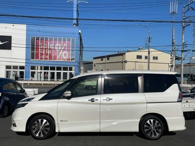 日産 セレナ