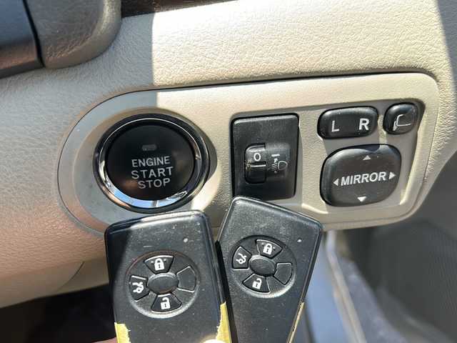 トヨタ プレミオ 1．5F Lパッケージ 新潟県 2010(平22)年 6.3万km ホワイトパールクリスタルシャイン ４WD/スペアタイヤ/ジャッキ/ETC/ワンセグテレビ/プッシュスタート/アンチロックブレーキシステム/DVD再生機能/フロアマット純正