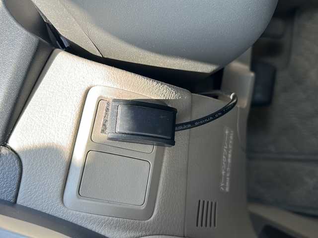 トヨタ プレミオ 1．5F Lパッケージ 新潟県 2010(平22)年 6.3万km ホワイトパールクリスタルシャイン ４WD/スペアタイヤ/ジャッキ/ETC/ワンセグテレビ/プッシュスタート/アンチロックブレーキシステム/DVD再生機能/フロアマット純正
