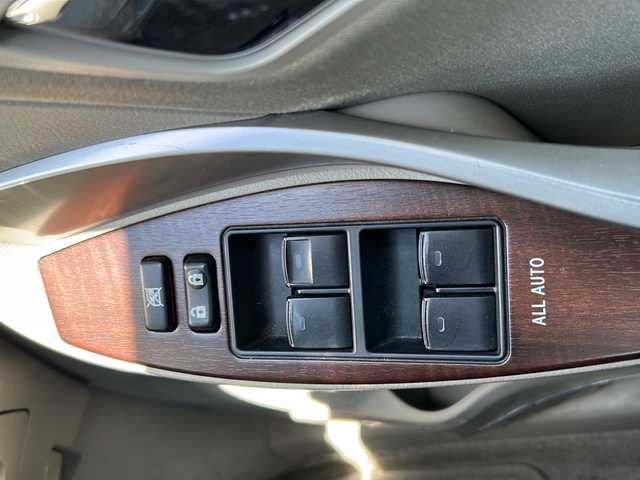 トヨタ プレミオ 1．5F Lパッケージ 新潟県 2010(平22)年 6.3万km ホワイトパールクリスタルシャイン ４WD/スペアタイヤ/ジャッキ/ETC/ワンセグテレビ/プッシュスタート/アンチロックブレーキシステム/DVD再生機能/フロアマット純正