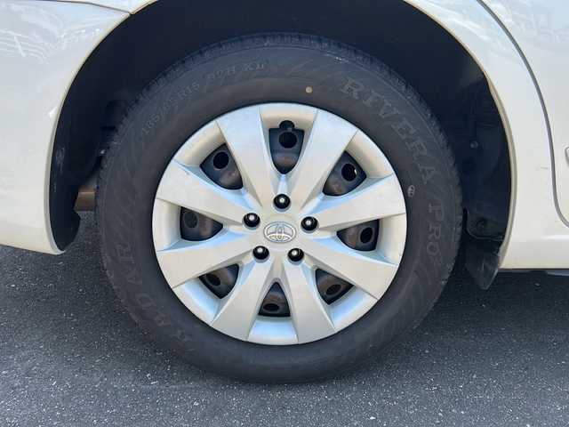 トヨタ プレミオ 1．5F Lパッケージ 新潟県 2010(平22)年 6.3万km ホワイトパールクリスタルシャイン ４WD/スペアタイヤ/ジャッキ/ETC/ワンセグテレビ/プッシュスタート/アンチロックブレーキシステム/DVD再生機能/フロアマット純正