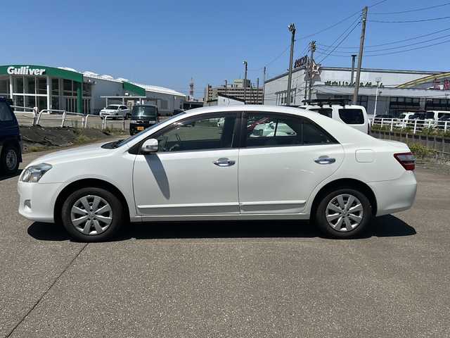 トヨタ プレミオ 1．5F Lパッケージ 新潟県 2010(平22)年 6.3万km ホワイトパールクリスタルシャイン ４WD/スペアタイヤ/ジャッキ/ETC/ワンセグテレビ/プッシュスタート/アンチロックブレーキシステム/DVD再生機能/フロアマット純正
