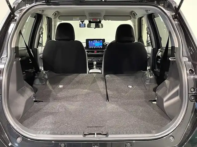 トヨタ ライズ Z 愛知県 2022(令4)年 3.3万km ブラックマイカメタリック 純正９インチＳＤナビ　/（Bluetooth/フルセグTV/SD/FM/AM/CD・DVD再生）/ブラインドスポットモニター　/スマートアシスト　/　　-レーダークルーズコントロール　/　　-衝突回避支援ブレーキ/　　-車線逸脱警報/　　-先行車発進お知らせ/　　-コーナーセンサー/ビルトインＥＴＣ　/シートヒーター　/ＬＥＤヘッドライト/LEDフォグランプ　/バックカメラ　/ドライブレコーダー　/ＵＳＢ接続/アイドリングストップ