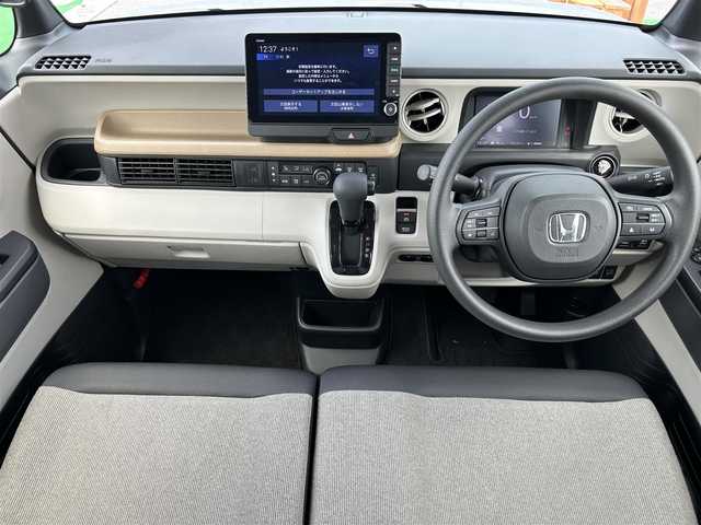 ホンダ Ｎ ＢＯＸ 奈良県 2024(令6)年 0.3万km ルナシルバーM 純正ナビ　/フルセグＴＶ　/BT/CD/DVD/SD/USB/iPod/両側パワースライドドア　/ビルトインＥＴＣ　/純正ドライブレコーダー　/前後コーナーセンサー　/ＬＥＤヘッドライト　/オートライト/シートヒーター　/追従型クルーズコントロール　/ホンダセンシング　/ＡＡＣ/ベンチシート/チップアップシート/レーンキープアシスト/盗難防止装置/横滑り防止装置