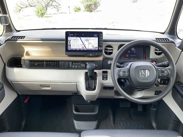 ホンダ Ｎ ＢＯＸ 大阪府 2024(令6)年 0.3万km ルナシルバーM 純正ナビ　/フルセグＴＶ　/BT/CD/DVD/SD/USB/iPod/両側パワースライドドア　/ビルトインＥＴＣ　/純正ドライブレコーダー　/前後コーナーセンサー　/ＬＥＤヘッドライト　/オートライト/シートヒーター　/追従型クルーズコントロール　/ホンダセンシング　/ＡＡＣ/ベンチシート/チップアップシート/レーンキープアシスト/盗難防止装置/横滑り防止装置