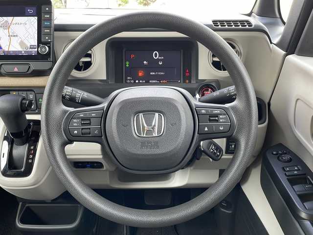 ホンダ Ｎ ＢＯＸ 大阪府 2024(令6)年 0.3万km ルナシルバーM 純正ナビ　/フルセグＴＶ　/BT/CD/DVD/SD/USB/iPod/両側パワースライドドア　/ビルトインＥＴＣ　/純正ドライブレコーダー　/前後コーナーセンサー　/ＬＥＤヘッドライト　/オートライト/シートヒーター　/追従型クルーズコントロール　/ホンダセンシング　/ＡＡＣ/ベンチシート/チップアップシート/レーンキープアシスト/盗難防止装置/横滑り防止装置