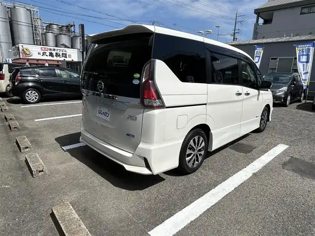 日産 セレナ ハイウェイスター Sハイブリッド 京都府 2016(平28)年 10.8万km ブリリアントホワイトパール (株)IDOMが運営する【じしゃロン伏見店】の自社ローン専用車両になりますこちらは現金またはオートローンご利用時の価格です。自社ローンご希望の方は別途その旨お申付け下さい
